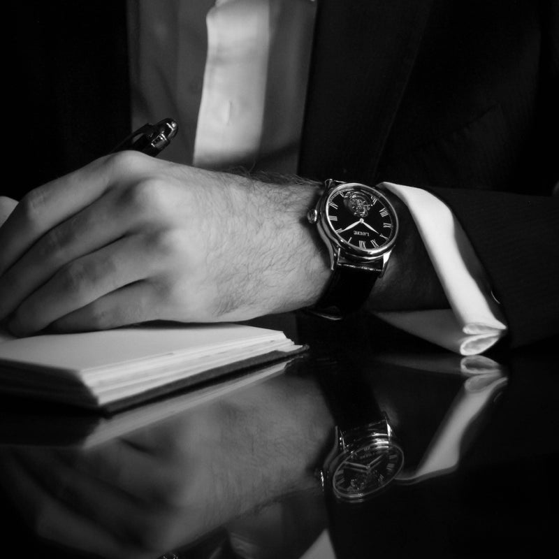 ONE | Black Strap